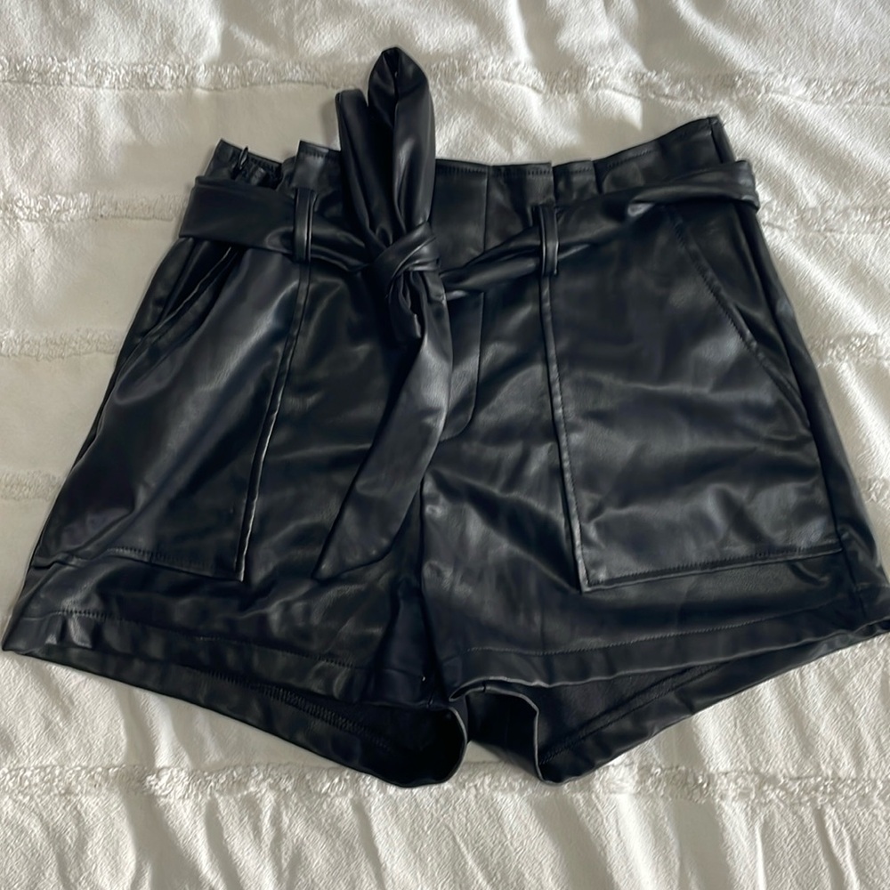 Women’s faux leather shorts with belt size medium